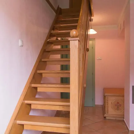 Amazing Home In Kostel With Wifi Vrh pri Fari