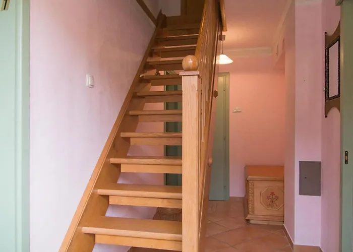 4 Bedroom Lovely In Kostel Kupa