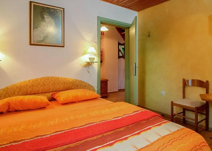 4 Bedroom Lovely In Kostel * Kupa